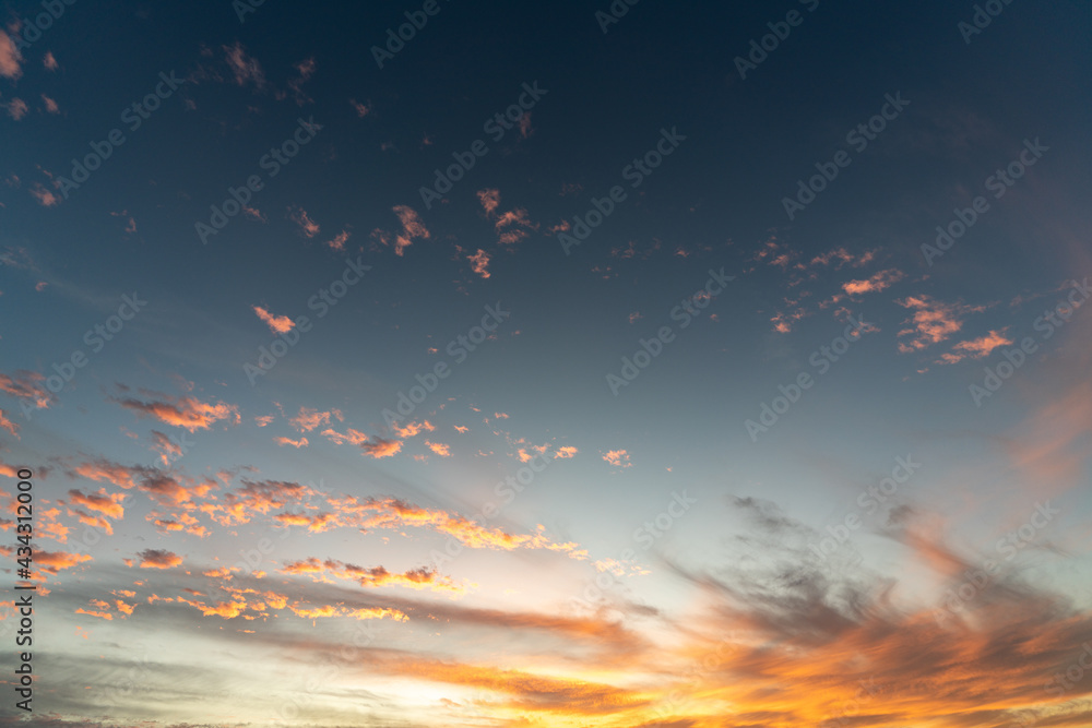 Fototapeta premium red sky and clouds