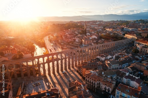 Konstfotografi Segovia Roman Aqueduct aerial sunrise view