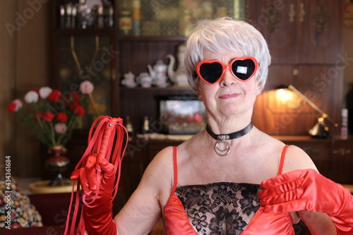 Εκτύπωση καμβά Senior woman dressed in sensual outfit
