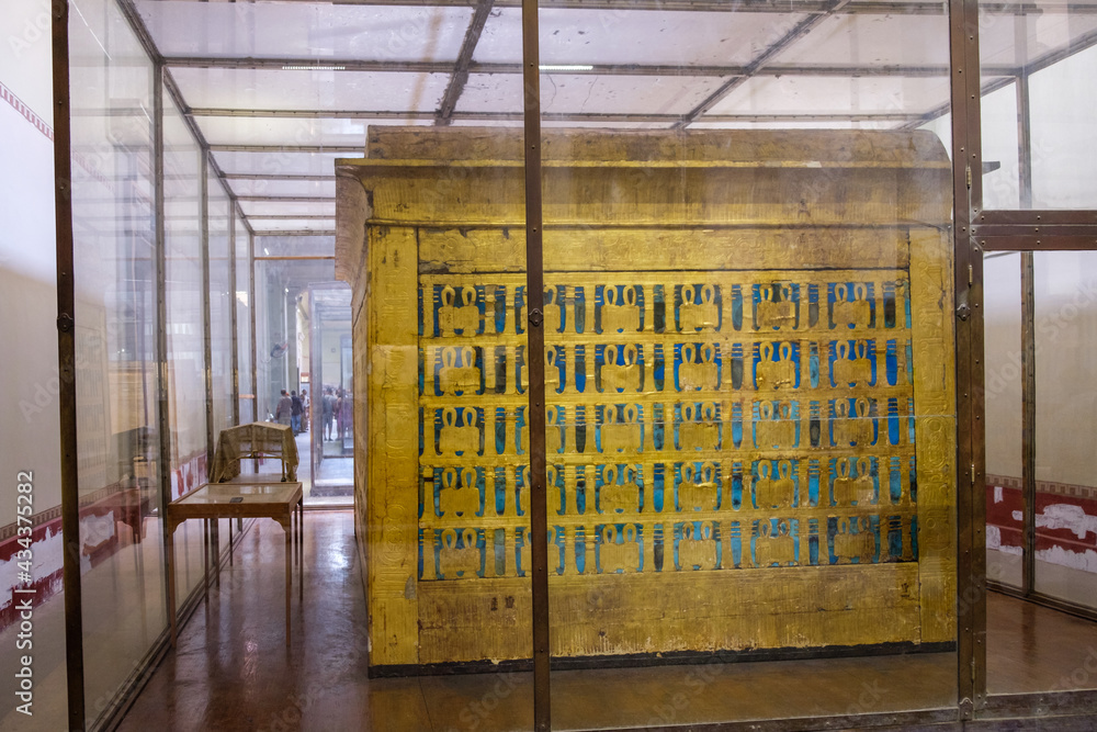 the-outer-golden-shrine-of-famous-egyptian-pharaoh-tutankhamun-s-burial