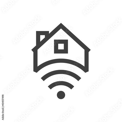 Sistemas inteligentes para el hogar. Logotipo silueta de casa con ondas inalámbricas con lineas en color gris