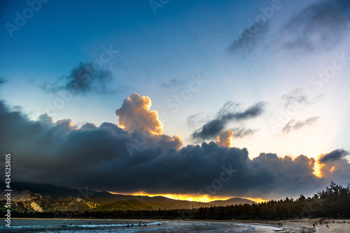 Sunrise over the Dadonghai Sea  Sanya  Hainan  China