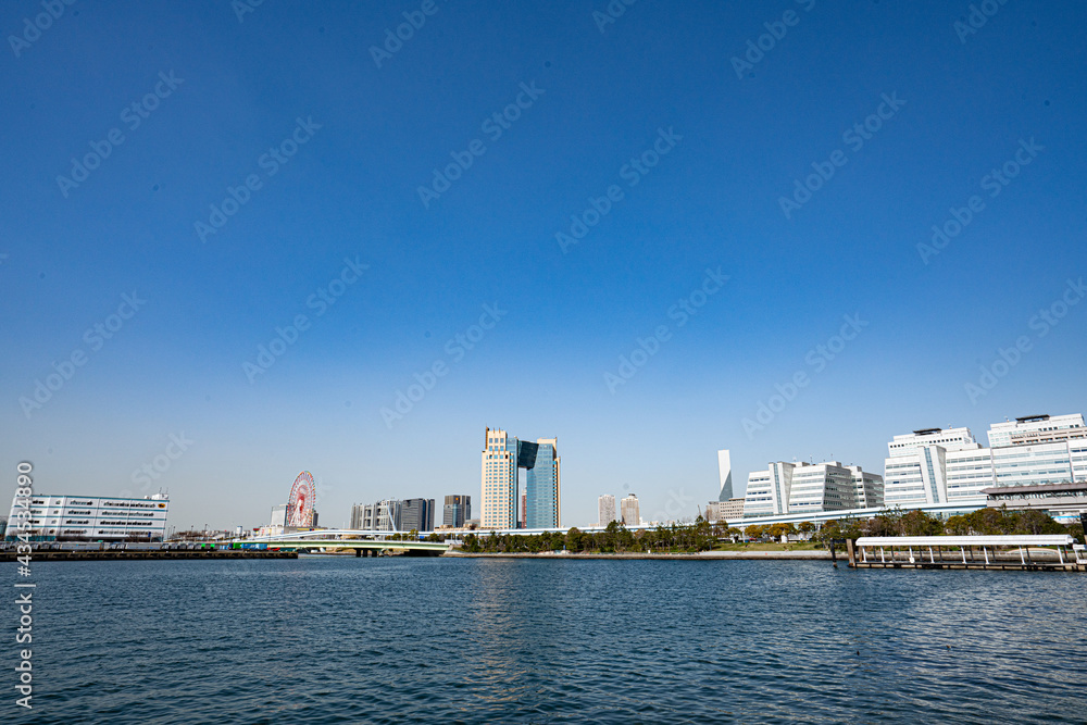 東京湾周辺のビル群