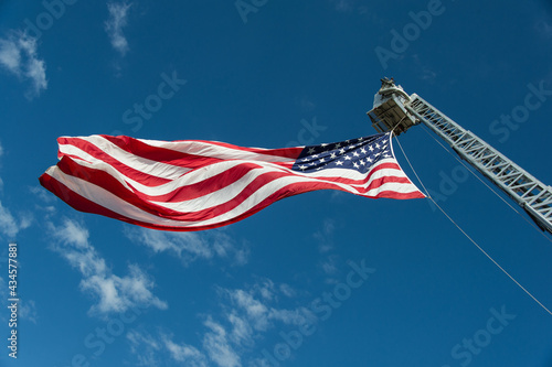 Stars & Stripes - Firefighting Hydraulic Ladder
