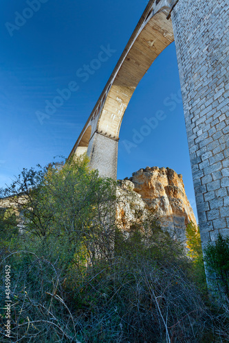Viaducto en el cañón de Riaza. Segovia. España. Europa