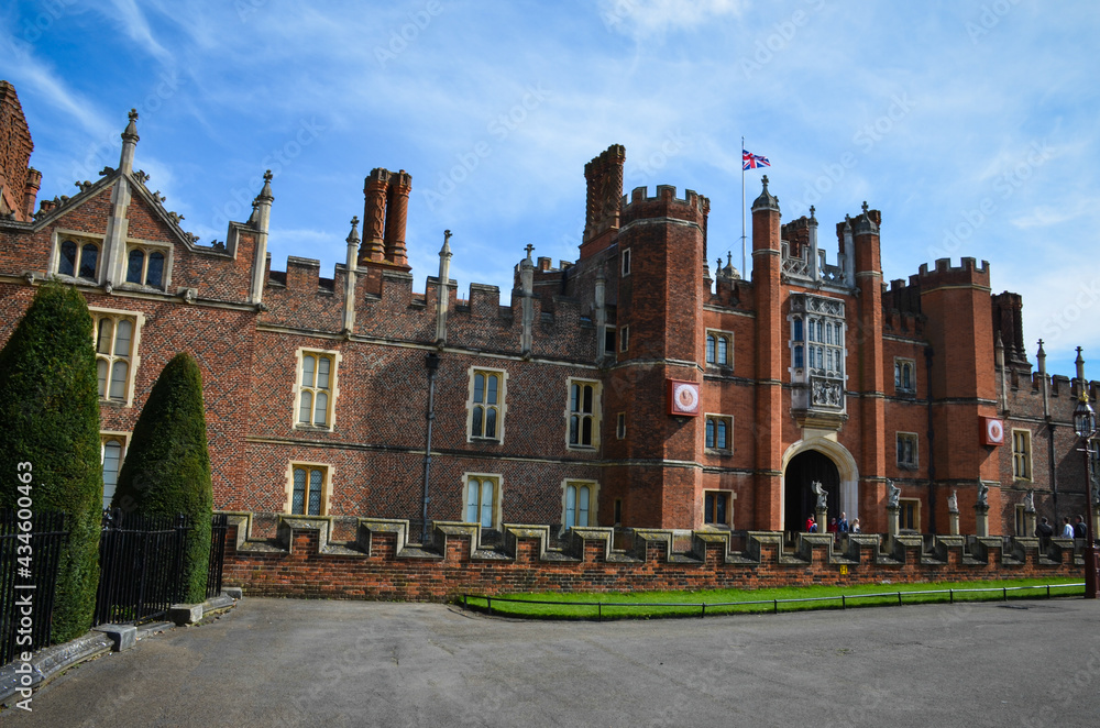 Φωτογραφία Hampton Court Palace