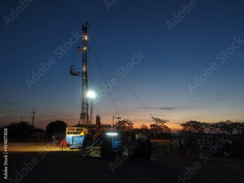 Workover Oil and Gas photo