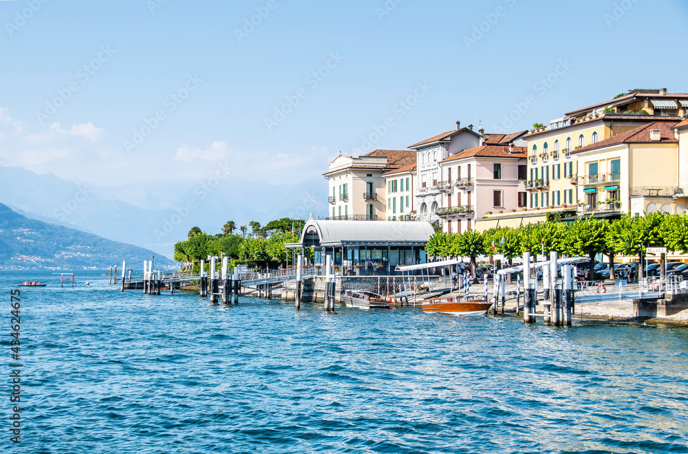 Obraz premium Blick auf Bellagio am Comer See mit seine wunderschönen Altstadt, Italien