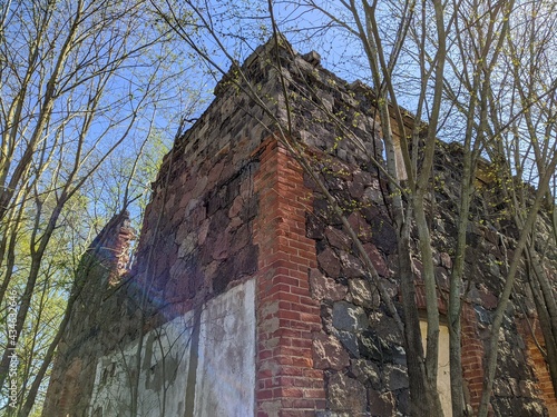 ruined and old building outside view in the daytime