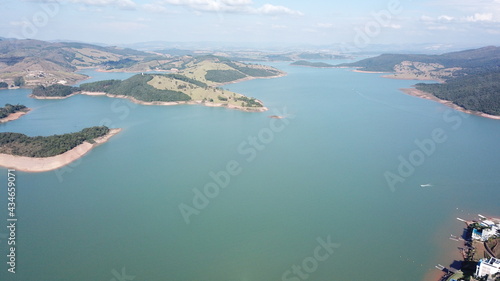 Foto Aérea Escarpas do Lago Capitólio