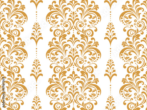 Wallpaper in the style of Baroque. Seamless vector background. White and gold floral ornament. Graphic pattern for fabric, wallpaper, packaging. Ornate Damask flower ornament