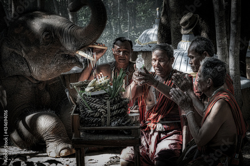 Photography Kuy people were villagers of Surin