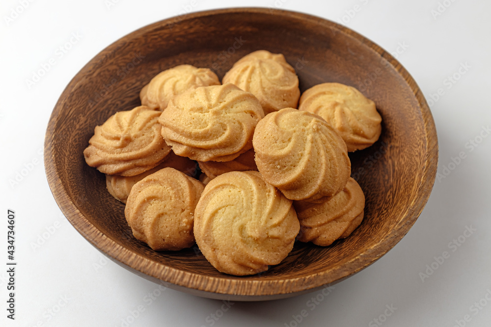 Fototapeta premium Butter cookies on white background