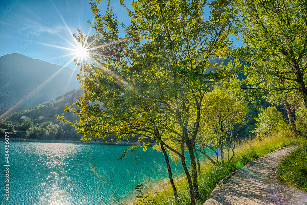 Lago Di Tenno Gardasee StockFoto Adobe Stock