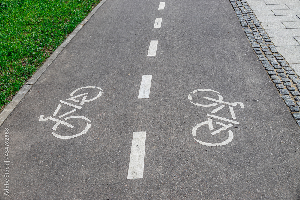 Obraz premium bicycle lane sign
