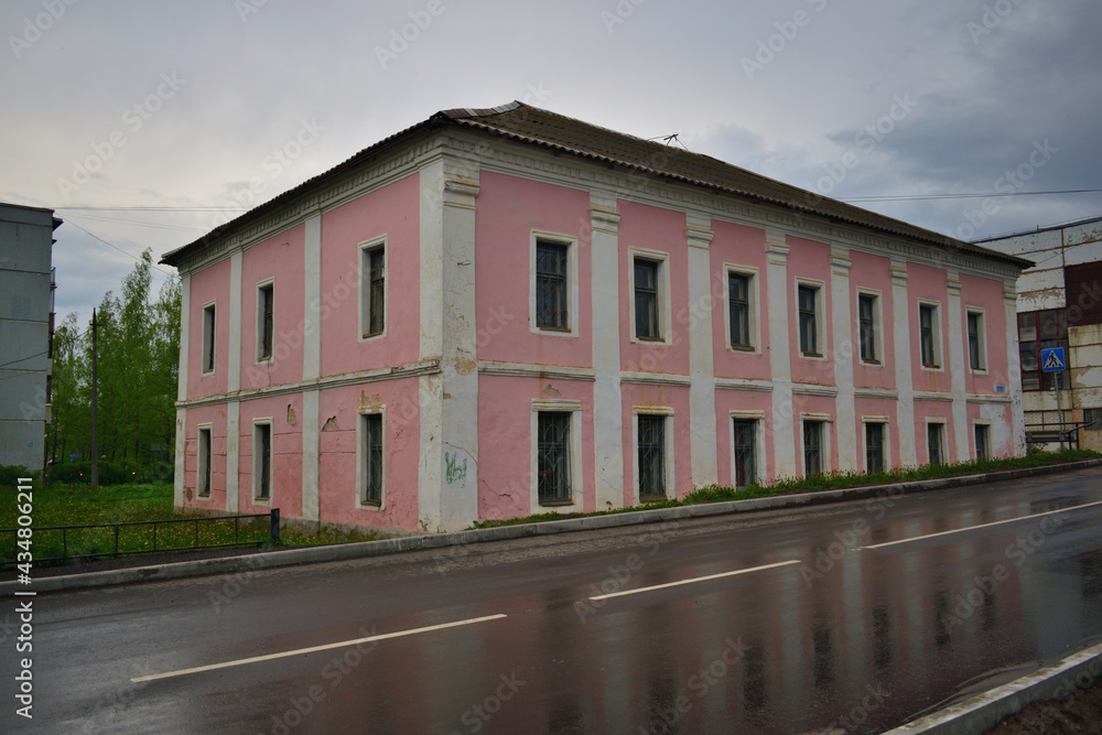 Old building in Staraya Russa Old building in Staraya Russa
