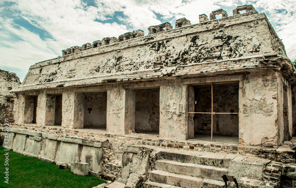 zona arqueológica maya