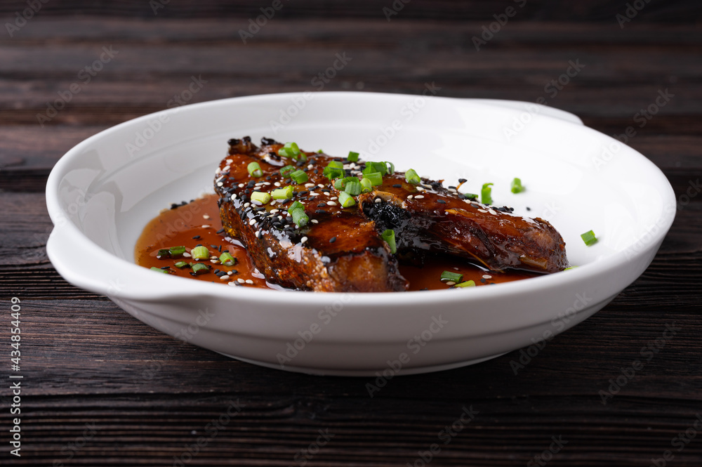 Deep Fried Mackerel with Fish Sauce Deep Fried Mackerel with Fish Sauce