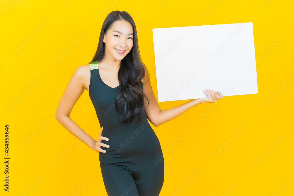 Portrait beautiful young asian woman wear gym outfit ready for exercise Portrait beautiful young asian woman wear gym outfit ready for exercise