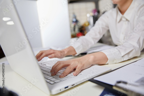 Wallpaper Mural business hour Torontodigital.ca