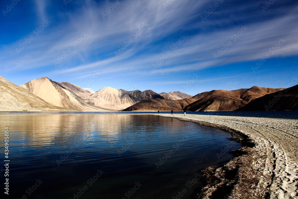 Obraz premium Lakes and the mountains of Ladhak