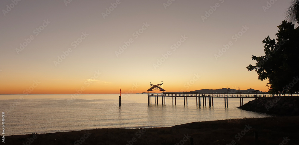 Sunrise over the Jetty Sunrise over the Jetty
