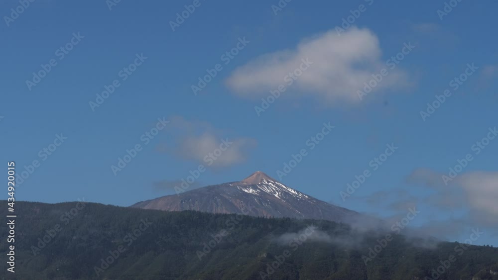 Timelapse made from afar of el Teide volcano peak. Timelapse made from afar of el Teide volcano peak.