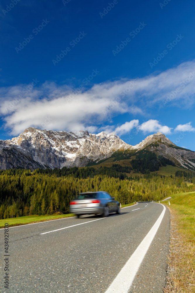 Fototapeta premium Autumn Austrian Alps nearby Bischofshofen