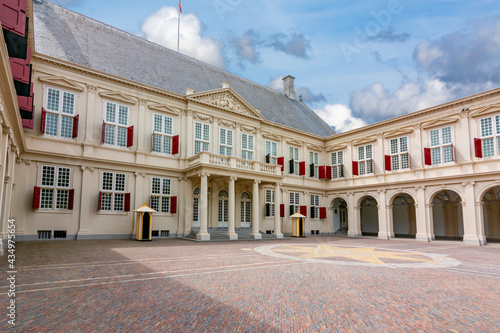 Canvas Print Royal Palace (Noordeinde) in Hague, Netherlands