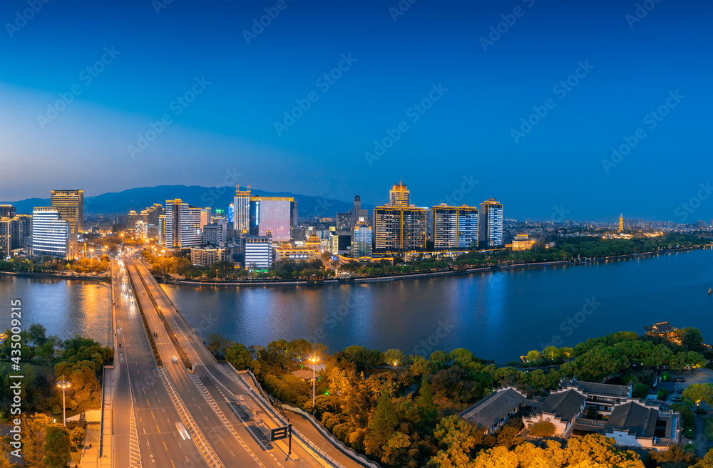 Obraz premium Urban environment at the intersection of Jinhua River，Yangjiang River and Wuyi River, Jinhua City, Zhejiang Province, China