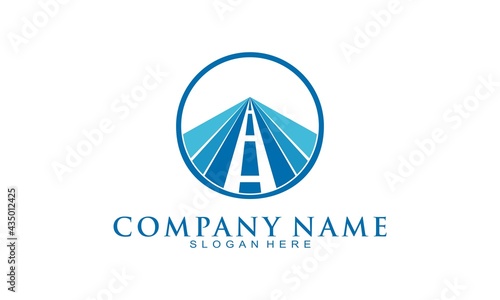 Road creative illustraiton elegant logo