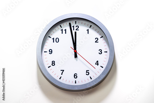 Bilde på lerret Gray clock face of a wall clock show the time