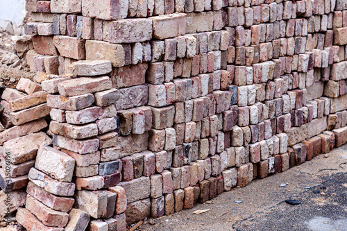 Stapel von Ziegelsteinen