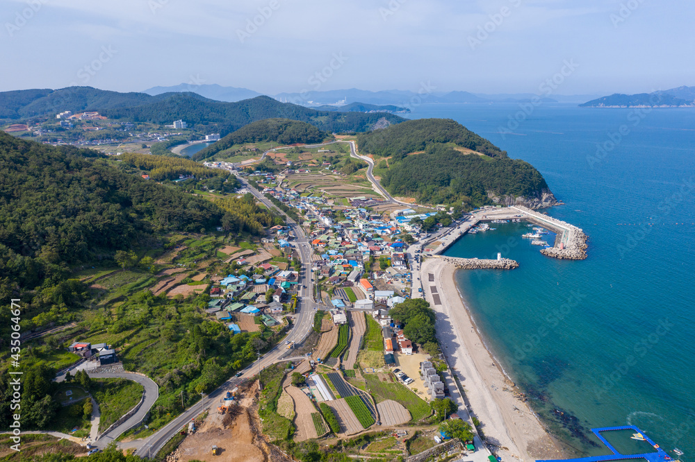 The scenery of the seaside town from the aerial photograph The scenery of the seaside town from the aerial photograph