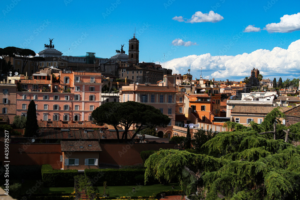 
View of Rome, panorama with roofs and trees, in the background the altar of the Fatherland.