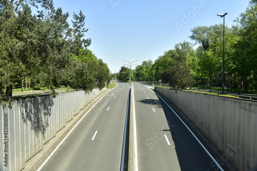 Autoroute sans voiture pendant le premier confinement de la crise sanitaire du COVID 19 à Woluwe-St-Lambert 