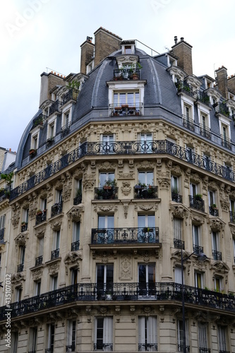 The facade of a Parisian building. France, the 22th May 2021.