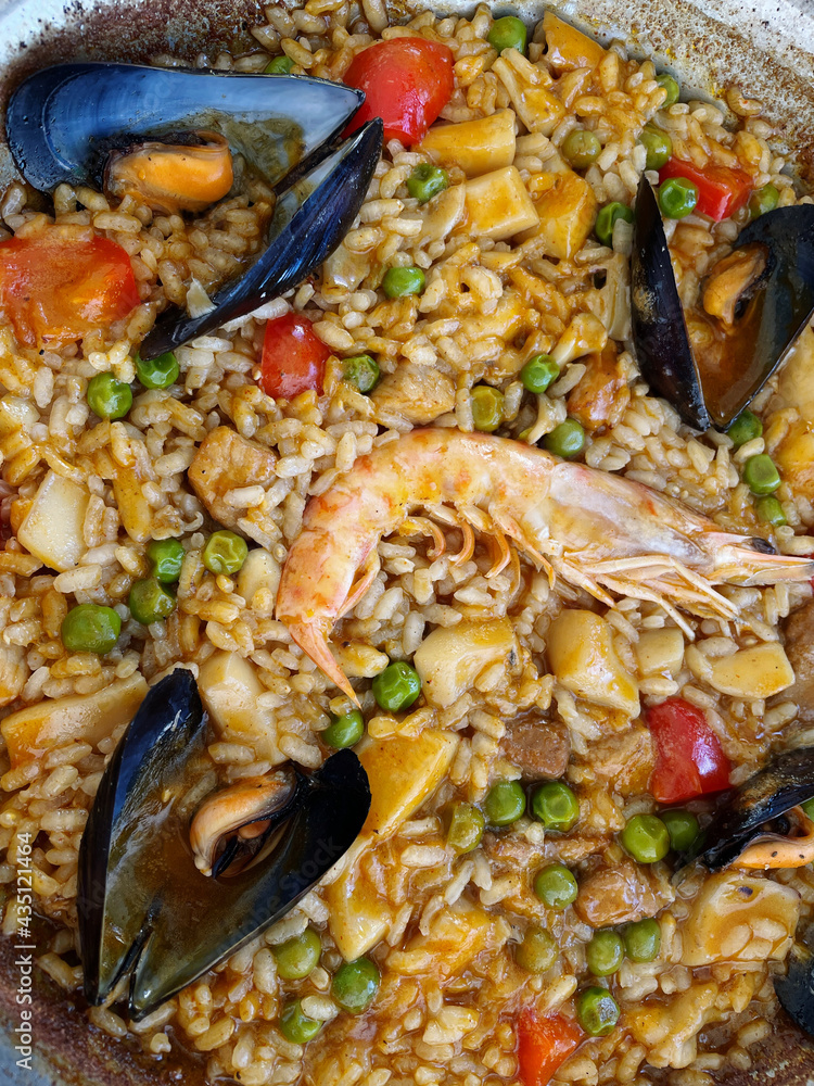 Full frame view on the seafood paella