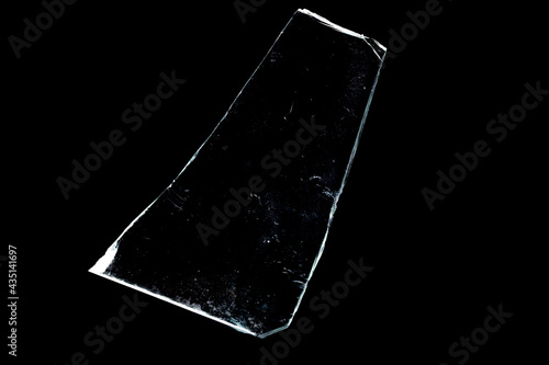 Fotografie glass fragments in isolation on a black background