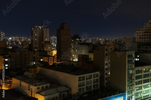 Prédios no Centro de São Paulo a noite. photo