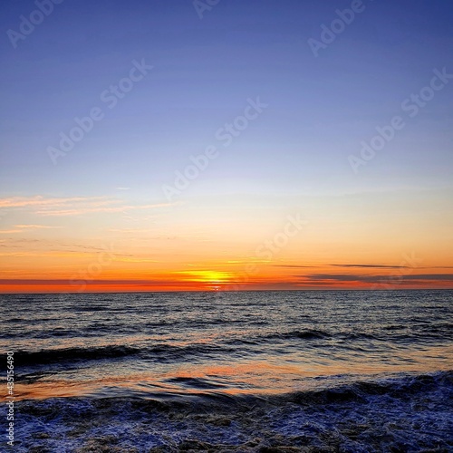 sunset on the sea © Arthur