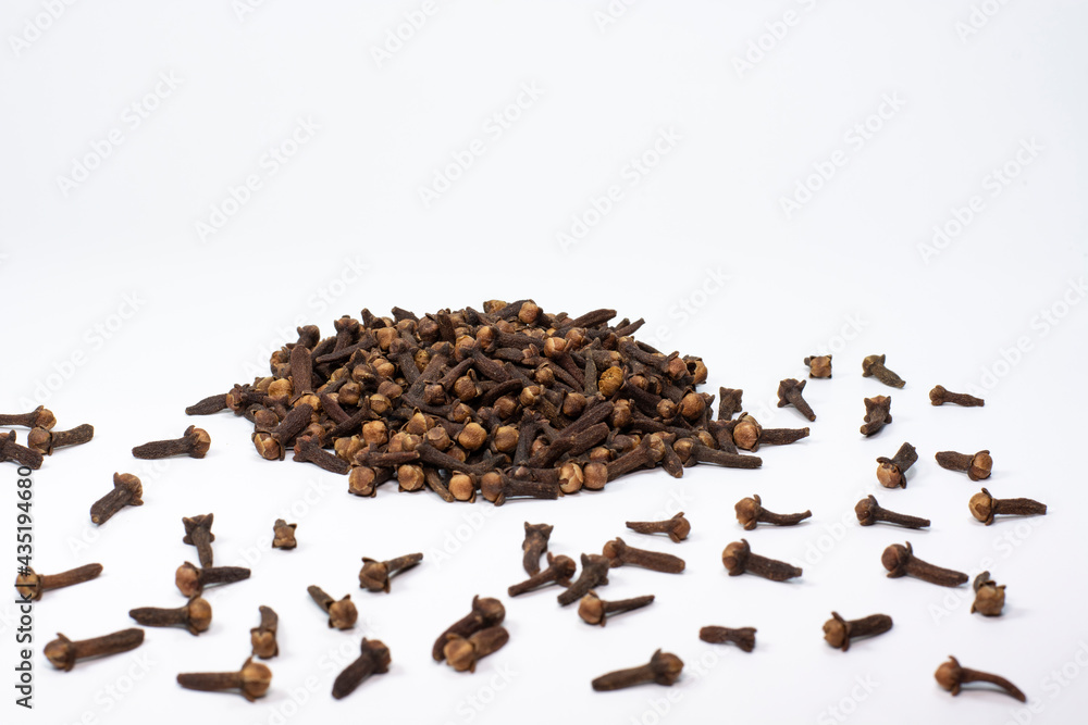 Dry spice cloves isolated on white background
Dry spice cloves isolated on white background