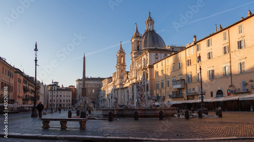 Sunrise at the famous Piazza Navona in Rome