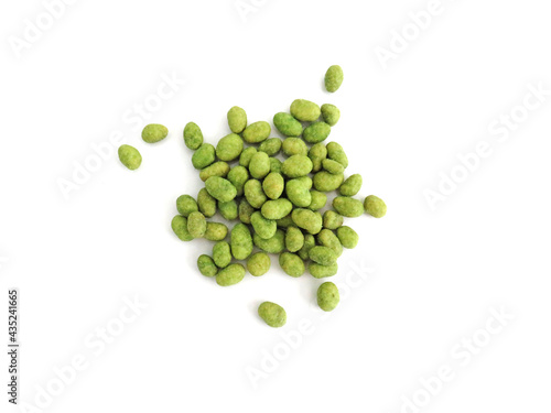 Canvas Print Peanuts (with Wasabi flavor) isolated on white background
