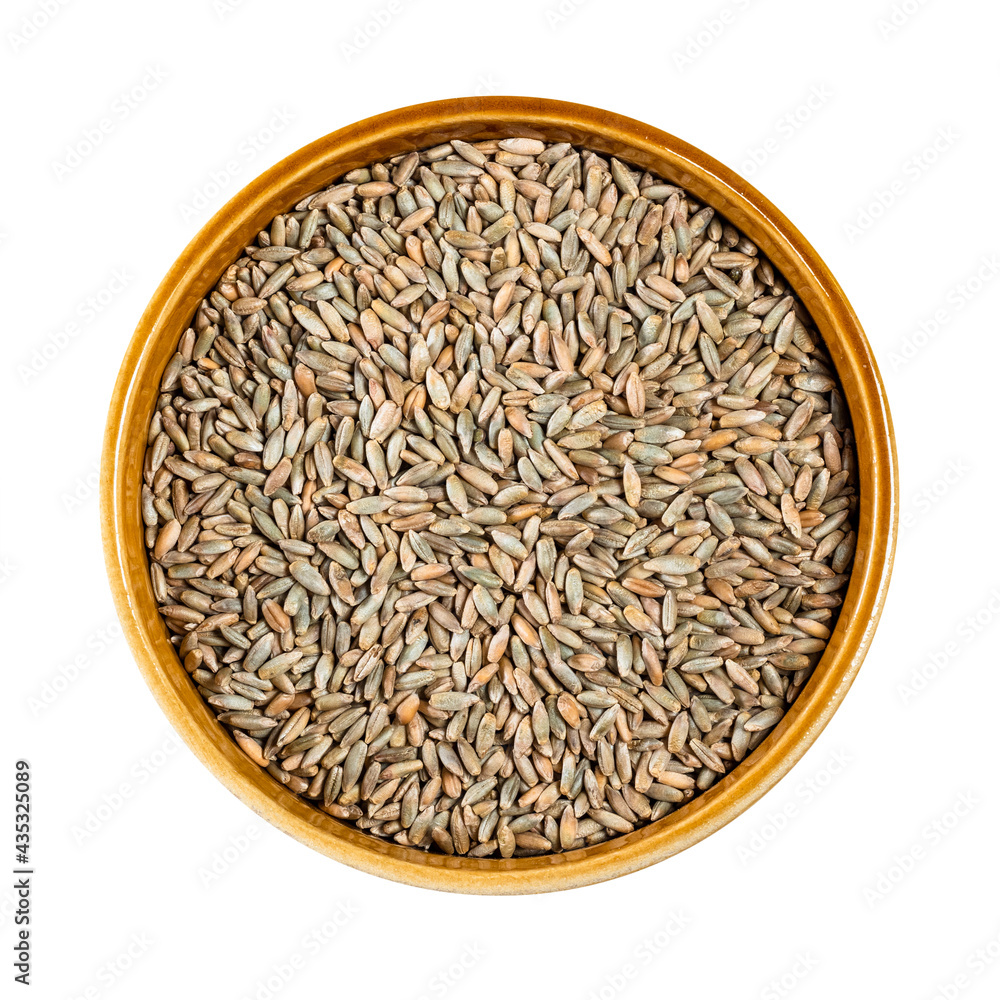 husked rye grains in round ceramic bowl cutout husked rye grains in round ceramic bowl cutout