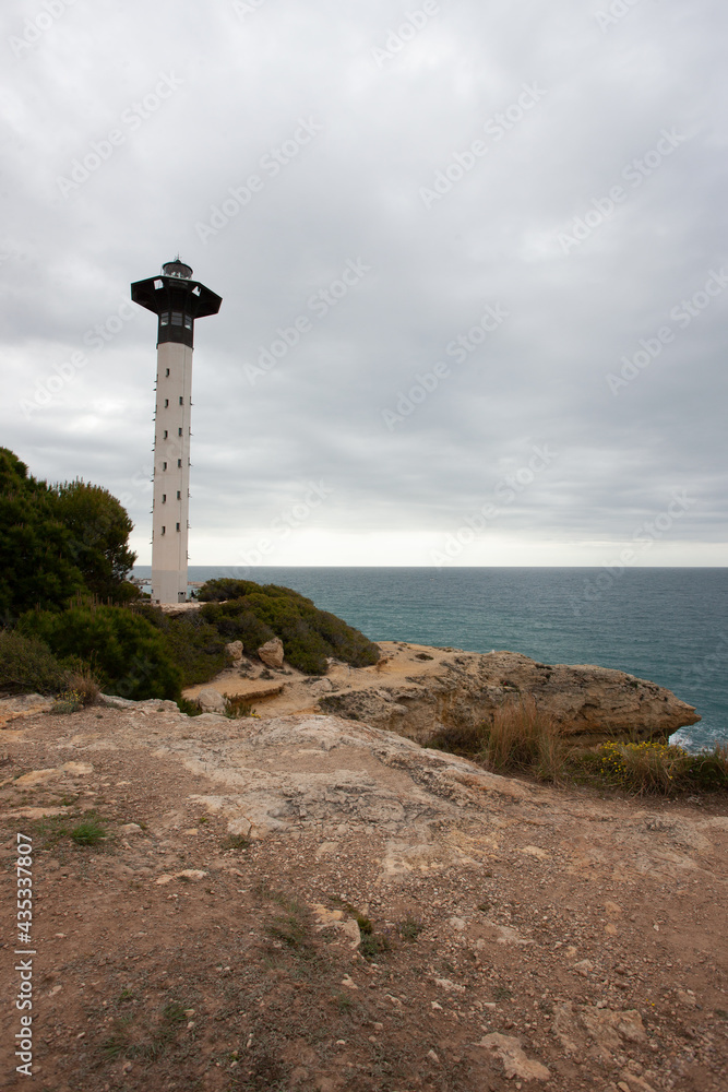 Fototapeta premium Paisaje de un faro