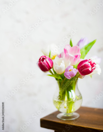 Fototapeta Naklejka Na Ścianę i Meble -  Fresh flower arrangement