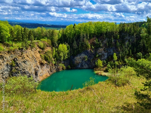 Obraz na płótnie Kratersee Höwenegg w salonie
