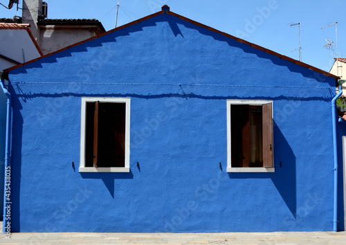 Bild auf Leinwand old colorful house