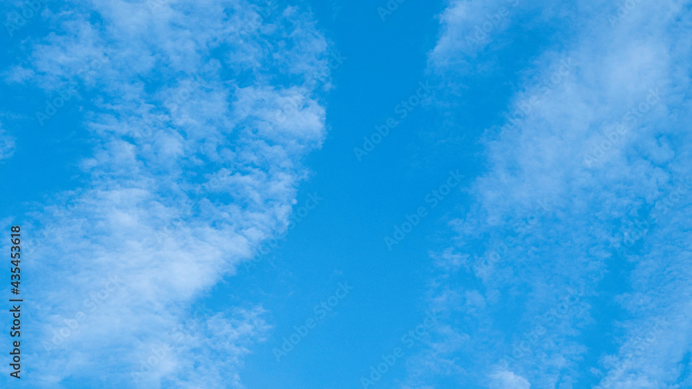 Fototapeta premium blue sky with occasional clouds. blue, clear sky